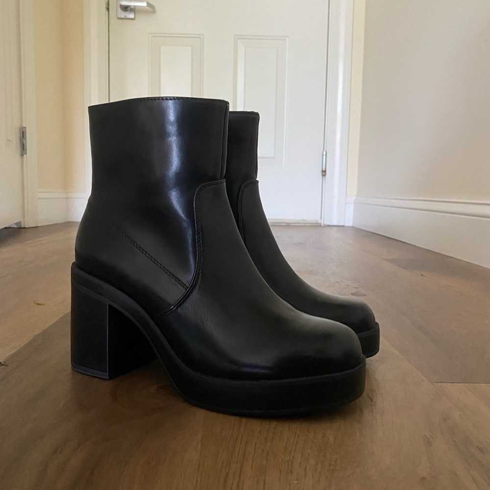 STEVE MADDEN PLATFORM BLACK
